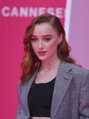 Phoebe Dynevor