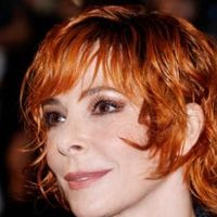 Mylène Farmer : ce cadeau d'anniversaire pour les fans !