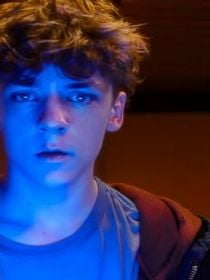 Si vous avez aimé E.T. et Stranger Things, vous allez adorer ce film fantastique cet été... et il est français
