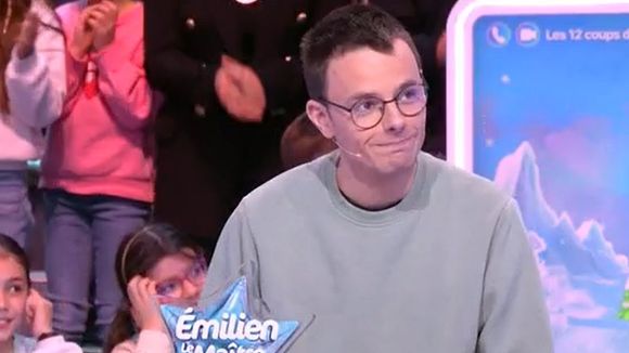Les 12 Coups de midi : Emilien plus intelligent que ChatGPT et Einstein ? Il répond cash aux internautes