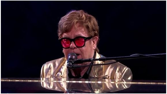 Elton John a fait ses adieux au public