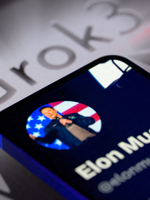 Après avoir licencié plus de 500 employés, Elon Musk confie désormais à un étudiant de 20 ans la direction d'une équipe entière d'ingénieurs en IA pour Grok