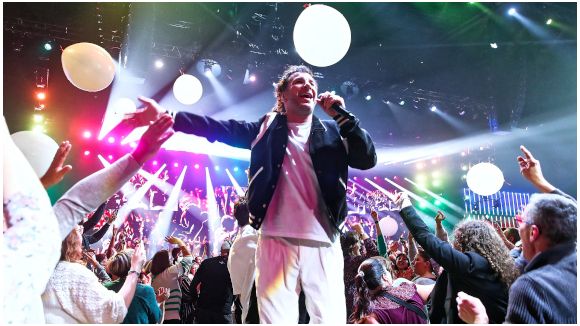 Les Enfoirés : tout sur le nouvel hymne !