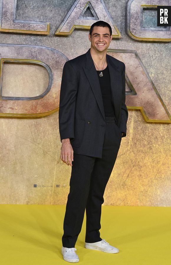 Noah Centineo à la première du film "Black Adam" à Londres, le 18 octobre 2022.