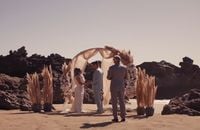 Bande-annonce de All's Fair