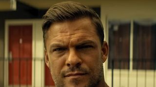 Si vous aimez Reacher saison 3, cette série pleine de testostérone est faite pour vous... Et elle est disponible en streaming !