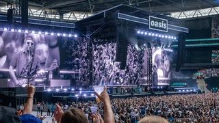 Oasis : un spectateur meurt en plein concert