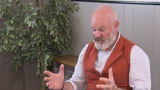 Cauchemar en cuisine : Philippe Etchebest face à un cas unique et inattendu dans l'émission, "Il n'y a rien qui justifie..."
