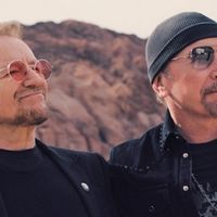 U2 chante son nouveau single à Las Vegas