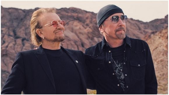 U2 chante son nouveau single à Las Vegas