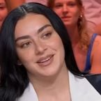 Charli xcx annonce un duo improbable sur son nouvel album, vous ne devinerez jamais qui c'est !