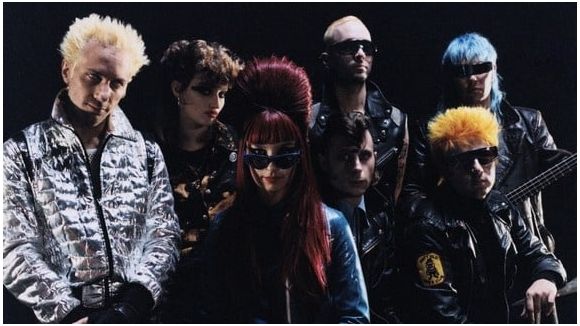 La Femme : un dernier concert hypnotique à Bercy !