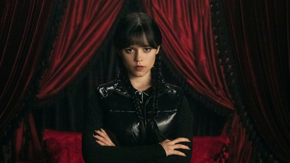 "Un ordinateur n'a pas d'âme" : Jenna Ortega avoue sa "terreur" face à l'intelligence artificielle dans le cinéma