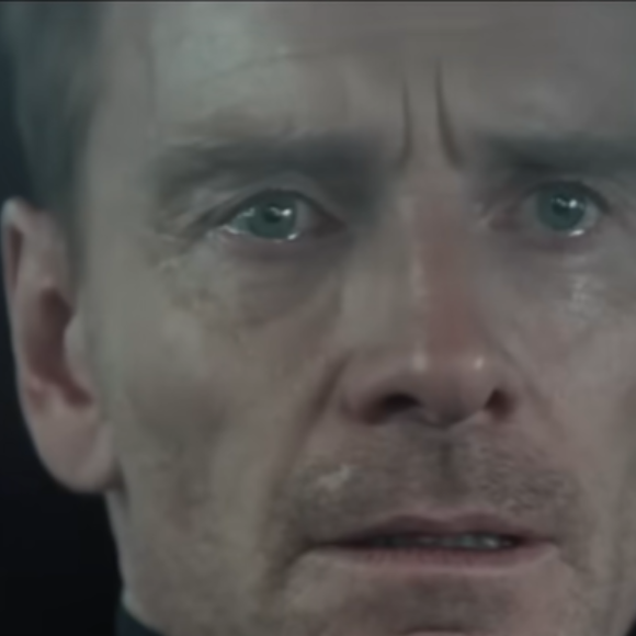 Michael Fassbender dans The Agency saison 2