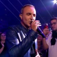 Star Academy : Nikos débarque pour chanter !