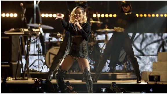 Rihanna : baptême du feu au Stade de France