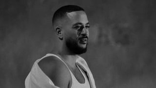 Slimane en pleine rupture dans son nouveau clip