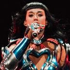 Katy Perry à Bercy : un show totalement délirant !