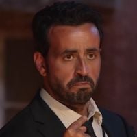 5 ans après La Flamme et 3 ans après Le Flambeau, Jonathan Cohen veut parodier une saga de Netflix