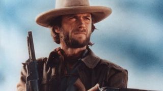 "Si je le trouve, je dois le revoir" : Morgan Freeman défend The Outlaw face à Impitoyable et d'autres westerns d'Eastwood