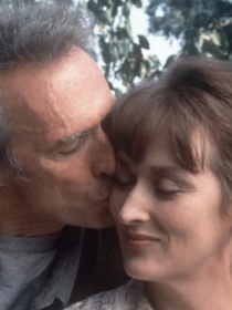 "J'étais inquiète" : Meryl Streep ne comprenait pas pourquoi Clint Eastwood ne lui avait pas adressé la parole pendant le tournage de Sur la route de Madison
