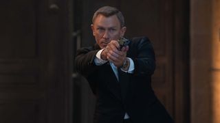 Ni Christopher Nolan, ni Edgar Wright : c'est le roi de la science-fiction qui réalisera le nouveau film James Bond