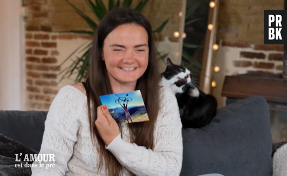 L'amour est dans le pré 2025, spoiler : un prétendant envoie son derrière en photo, Célia craque devant cette lune, "Tu illumines ma journée"
