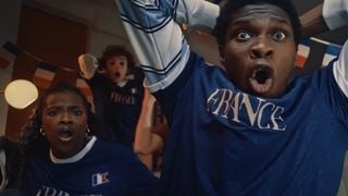 Merci Decathlon ! Pour seulement 10€, on a trouvé le meilleur maillot pour soutenir la France à la Coupe du Monde 2026