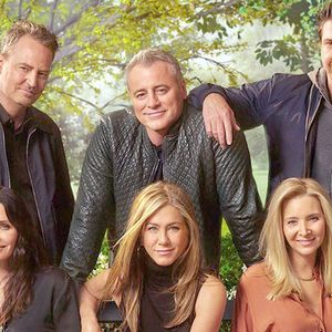 Matthew Perry, Matt LeBlanc, David Schwimmer, Courteney Cox, Jennifer Aniston et Lisa Kudrow pour la réunion Friends