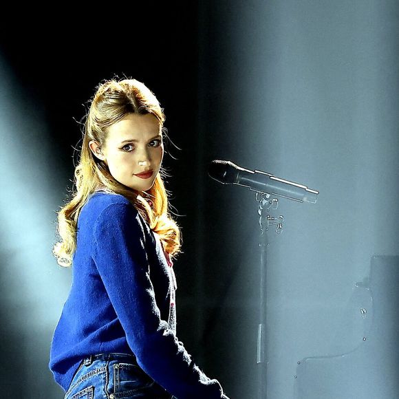 Exclusif - La chanteuse Angèle - Enregistrement de l'émission "Le gala des Pièces Jaunes, le concert événement" au Zenith de Paris, diffusée le 28 janvier sur France 2. Le 25 janvier 2023
© Dominique Jacovides / Bestimage