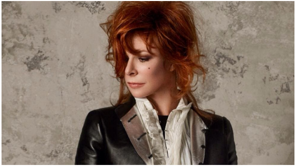 Mylène Farmer dévoile son nouveau single