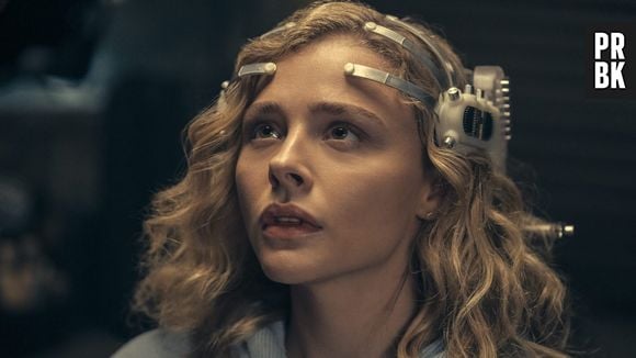 Périphériques, les mondes de Flynne est toujours disponible sur Prime Video.