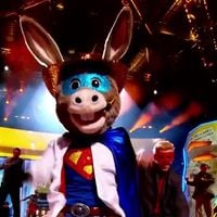 Mask Singer : les internautes ont démasqué l'Âne, un chanteur très populaire en France dans les années 2000