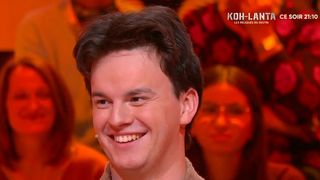 SONDAGE Les 12 Coups de Midi : 9 fois au rouge, Cyprien mérite-t-il d'être éliminé du jeu ?