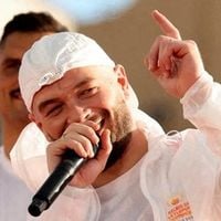 Jul : démarrage historique avec son album !