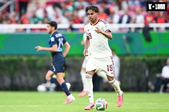 Lamine Yamal of Spain runs with the ball during a FIFA Men’s World Cup 2026 Group Stage football match between Uruguay and Spain at Guadalajara Stadium, in Guadalajara on June 26th 2026
