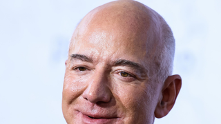 Jeff Bezos a demandé à ses parents de consacrer toutes leurs économies à fonder Amazon. Ils ne lui ont posé qu'une seule question : "Qu'est-ce qu'Internet ?"