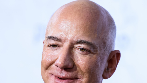 Jeff Bezos a demandé à ses parents de consacrer toutes leurs économies à fonder Amazon. Ils ne lui ont posé qu'une seule question : "Qu'est-ce qu'Internet ?"