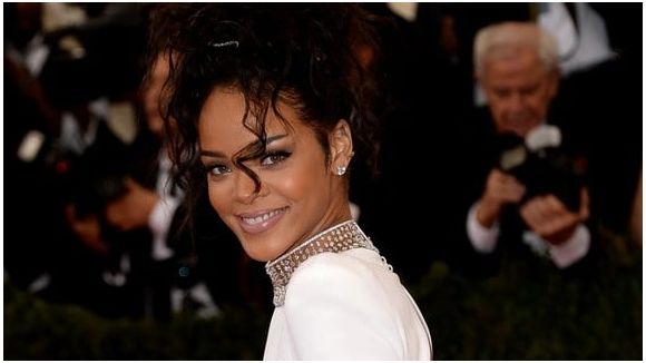 Rihanna quitte Def Jam pour Roc Nation