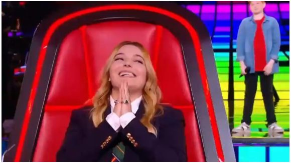 The Voice Kids : Santa ne se retourne pas sur sa chanson