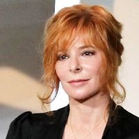Mylène Farmer : le sens caché de ses tubes