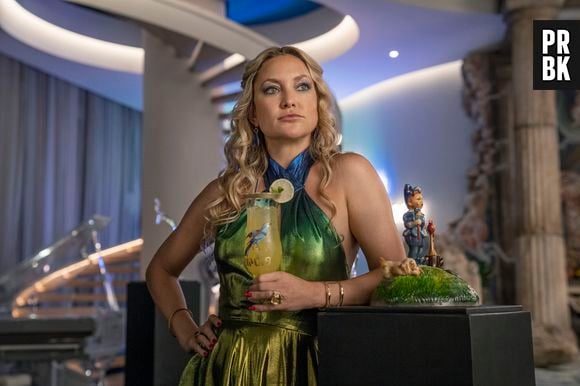 Kate Hudson dans Glass Onion : une histoire à couteaux tirés