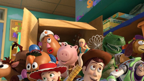 "Tout tourne autour" : Buzz et Woody vont se faire piquer la vedette par ce personnage dans Toy Story 5