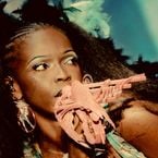 "Y'a pas à humilier les gens comme ça" : Theodora voit rouge après un concert, mais que s'est-il passé ?