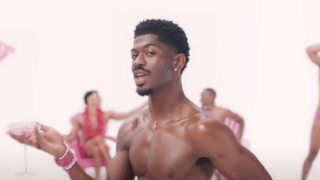 Lil Nas X revient en force après le flop de ses singles