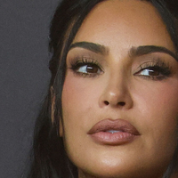 All Fair's, saison 2 : avez-vous reconnu l'actrice culte à qui Kim Kardashian rend hommage dans les premières images de la série de Disney+ ?