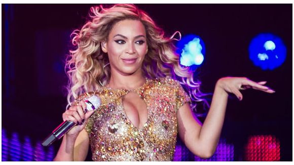 R. Tedder défend Beyoncé : "Bien sûr qu'elle écrit"