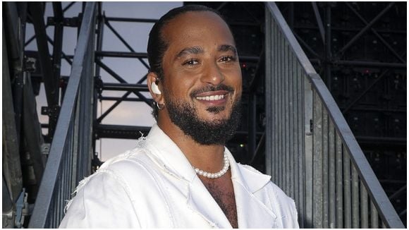 Slimane sort du silence sur son concert aux JO