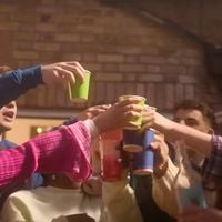 Notée 4,3 sur 5, cette série adorée du public est annulée par Netflix, mais pour une fois il y a une bonne nouvelle