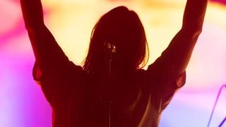 Numéro un dans le monde, cette star internationale annonce deux concerts géants à Paris pour juin 2027